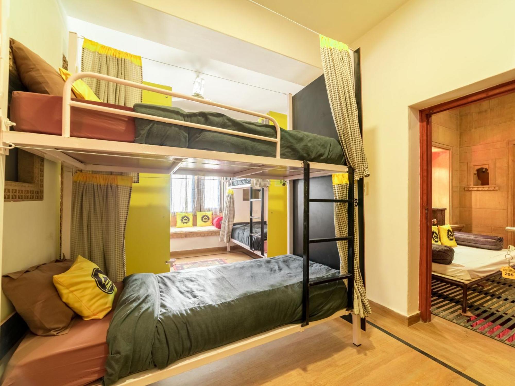 The Hosteller Jaisalmer Extérieur photo